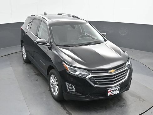 Used 2019 Chevrolet Equinox LT w/ Sun & Navigation Package AWD/4WD image 35