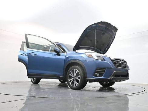 Used 2023 Subaru Forester Limited AWD/4WD image 42