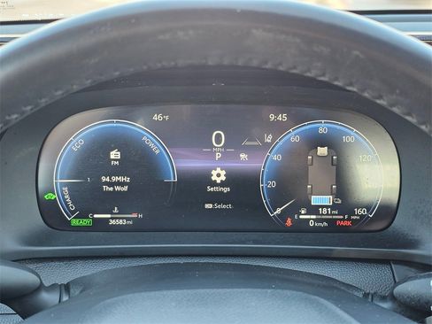 Used 2023 Toyota Crown XLE image 23