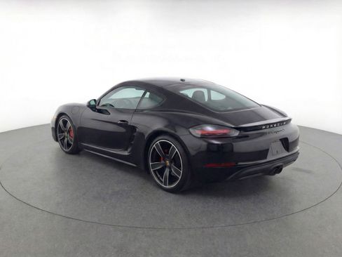 Certified 2018 Porsche 718 Cayman S image 4