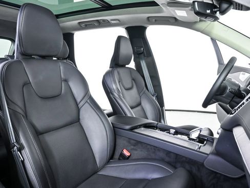 Certified 2024 Volvo XC90 T8 Ultimate w/ Lounge Package image 26