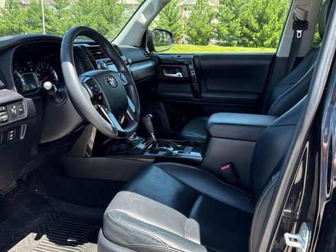 Used 2019 Toyota 4Runner Limited AWD/4WD image 6