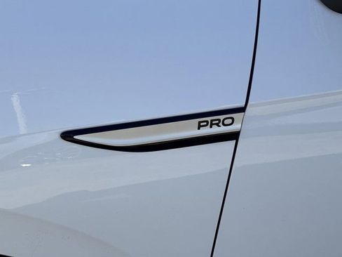 Used 2023 Volkswagen ID.4 Pro image 13