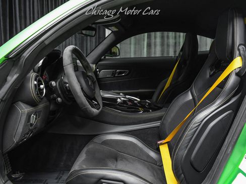 Used 2018 Mercedes-Benz AMG GT R image 17