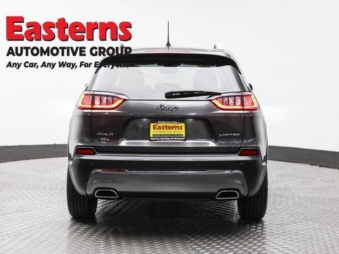 Used 2021 Jeep Cherokee Limited image 6