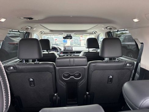 Used 2024 Honda Pilot Elite image 10