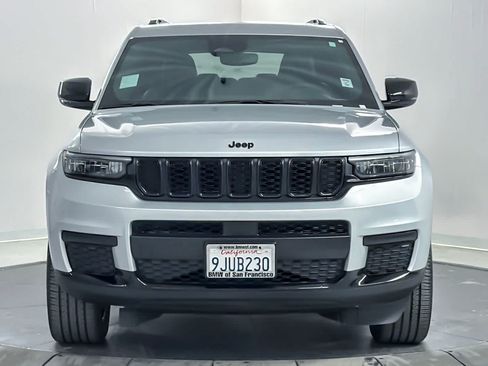 Used 2023 Jeep Grand Cherokee L Laredo AWD/4WD image 10