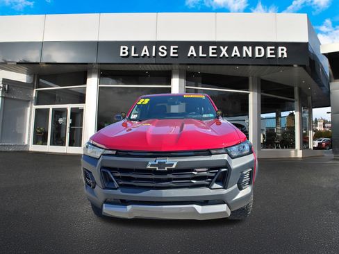 Used 2023 Chevrolet Colorado Trail Boss w/ Advanced Trailering Package AWD/4WD image 9