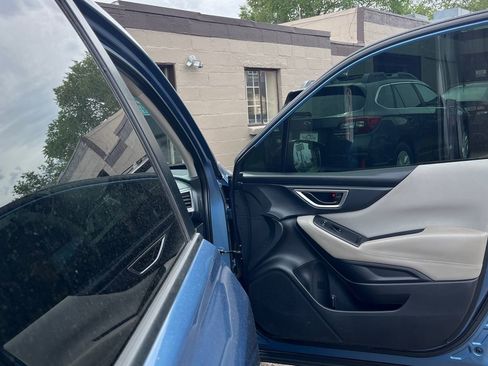 Used 2019 Subaru Forester AWD/4WD image 11