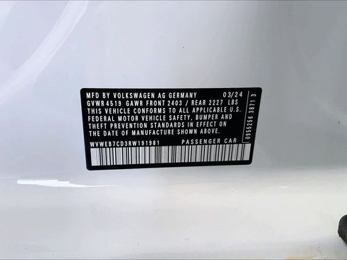 Used 2024 Volkswagen Golf R image 34