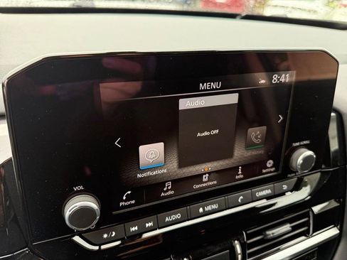 New 2025 Nissan Pathfinder SV w/ SV Premium Package image 19