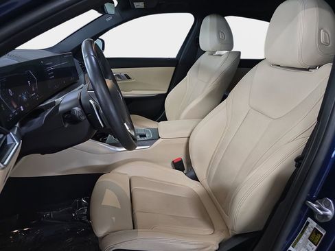 Used 2023 BMW 330i Sedan w/ Driving Assistance Package RWD image 14