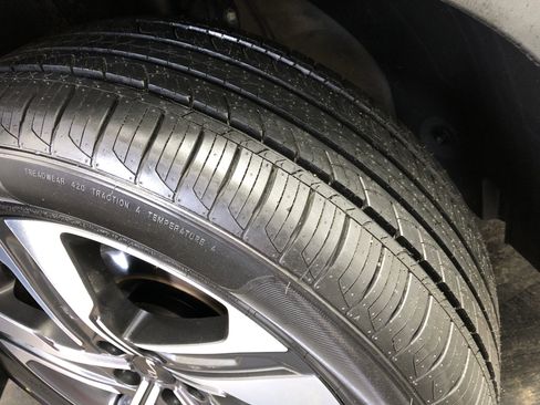 Certified 2023 Kia Sorento EX image 22