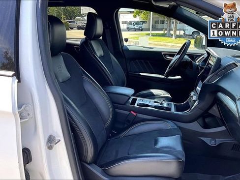 Used 2023 Ford Edge ST AWD/4WD image 7