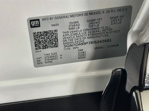 Used 2024 Chevrolet Equinox EV RS w/ Active Safety Package 3 FWD image 12