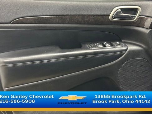 Used 2012 Jeep Grand Cherokee Altitude AWD/4WD image 7