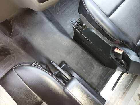 Used 2023 Ford Transit 350 DRW image 25