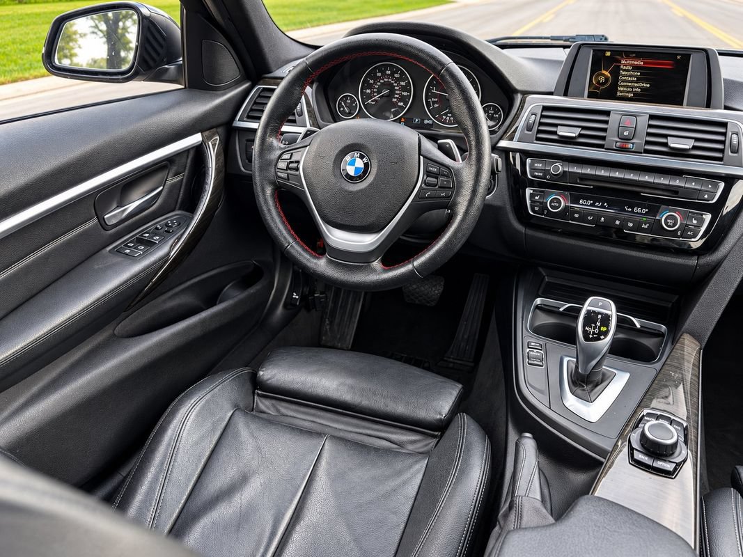 Used 2016 BMW 328i xDrive Sedan AWD/4WD image 16