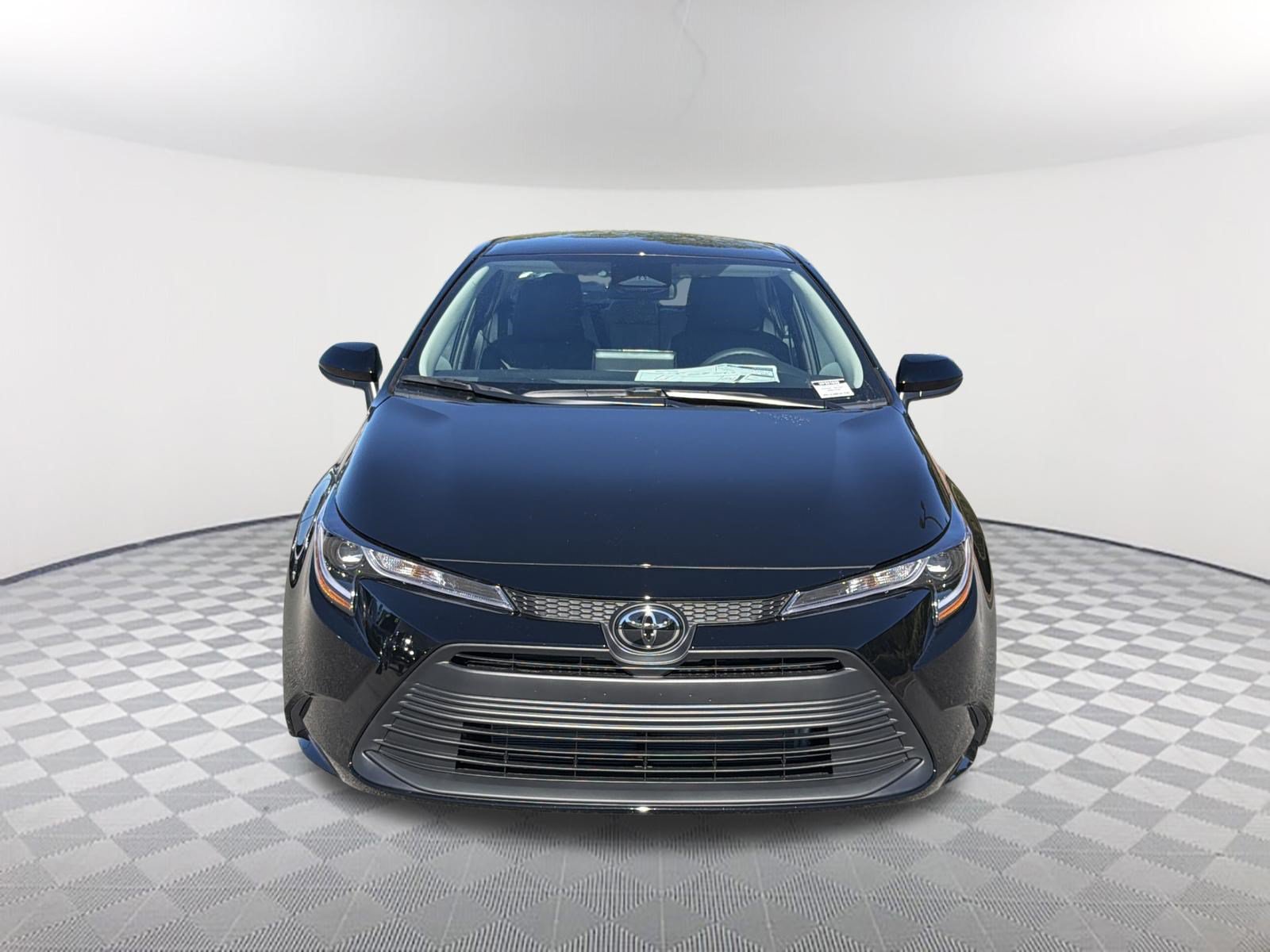 New 2027 Toyota Corolla LE FWD image 2