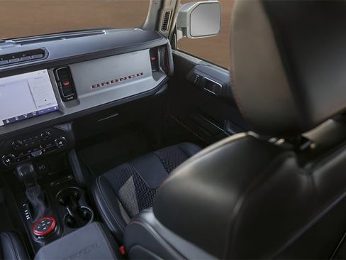 Used 2023 Ford Bronco Raptor image 26