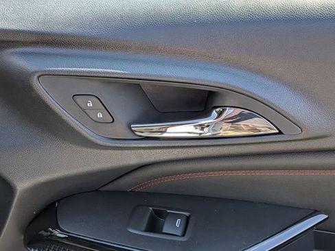 New 2026 Chevrolet Trax RS FWD image 32