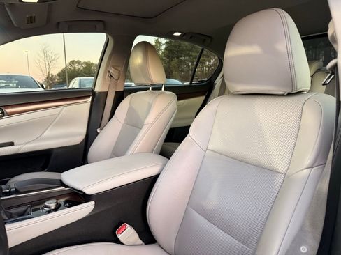 Used 2014 Lexus GS 350 image 16