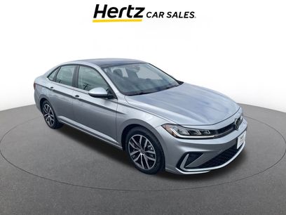 Used 2025 Volkswagen Jetta SE