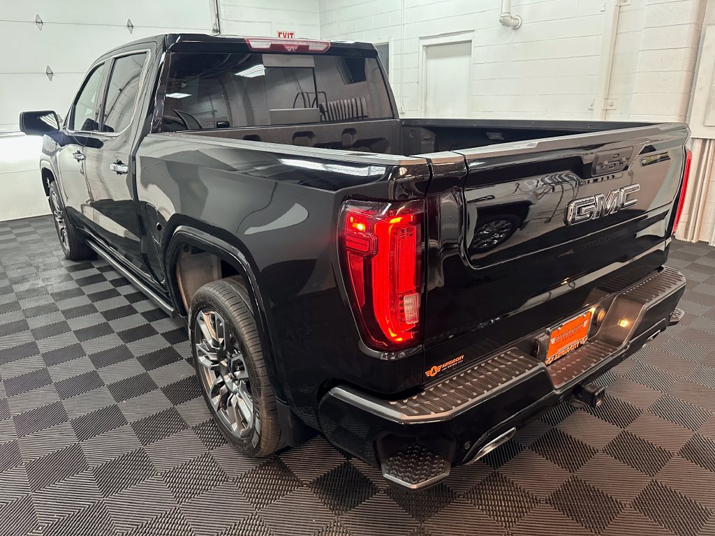 Used 2023 GMC Sierra 1500 Denali Ultimate AWD/4WD image 7