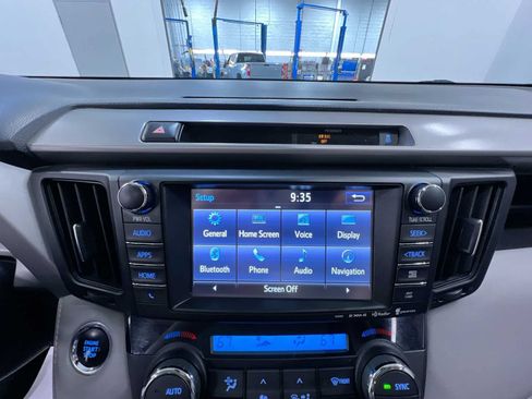 Used 2016 Toyota RAV4 XLE w/ Convenience Package AWD/4WD image 26