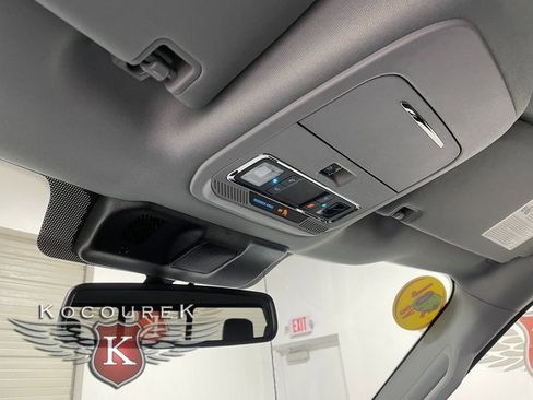 New 2025 Ford F150 Lariat w/ Equipment Group 502A High image 18