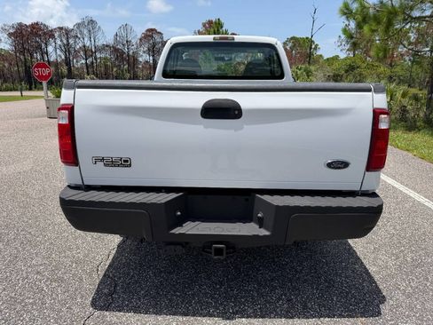 Used 2008 Ford F250 XL RWD image 4