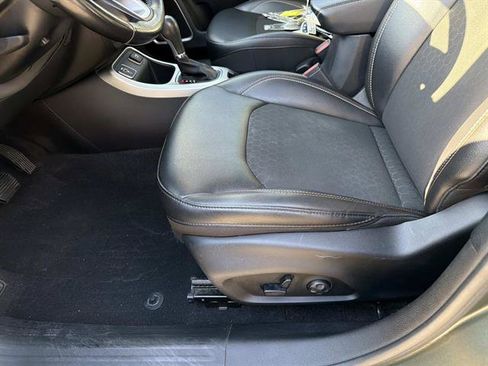 Used 2021 Jeep Compass Latitude w/ Sun and Sound Group FWD image 15