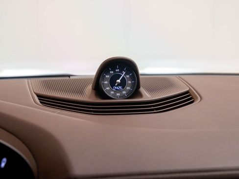 Certified 2020 Porsche Taycan Turbo image 30