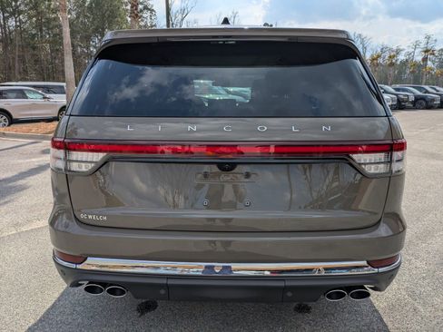 Certified 2025 Lincoln Aviator Reserve image 5