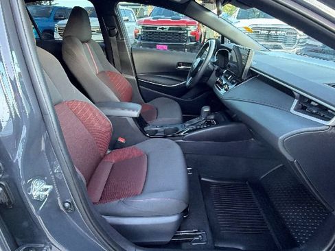 Used 2025 Toyota Corolla SE FWD image 28