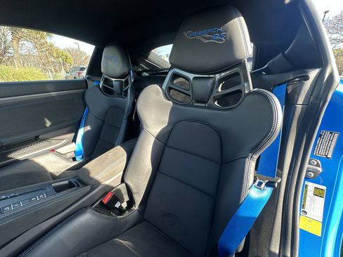 Used 2023 Porsche 718 Cayman GT4 RS image 31