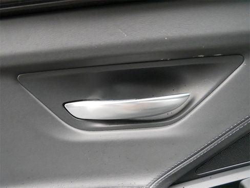 Used 2018 BMW 650i xDrive Convertible image 14