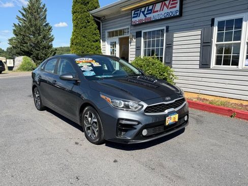 Used 2021 Kia Forte LXS FWD image 4