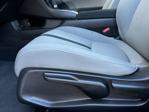 Used 2020 Honda Civic LX image 13