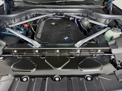 New 2026 BMW X5 sDrive40i w/ Premium Package image 31