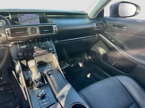 Used 2014 Lexus IS 250 w/ Navigation Package RWD image 24