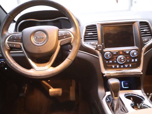 Used 2018 Jeep Grand Cherokee Limited image 8