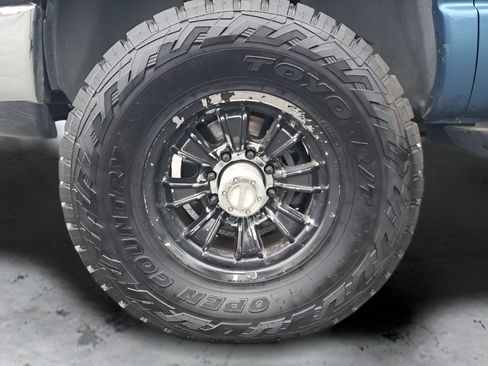 Used 2004 Dodge Ram 2500 Truck SLT w/ Sport Appearance Group AWD/4WD image 32
