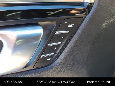 Used 2023 Porsche Macan S image 8