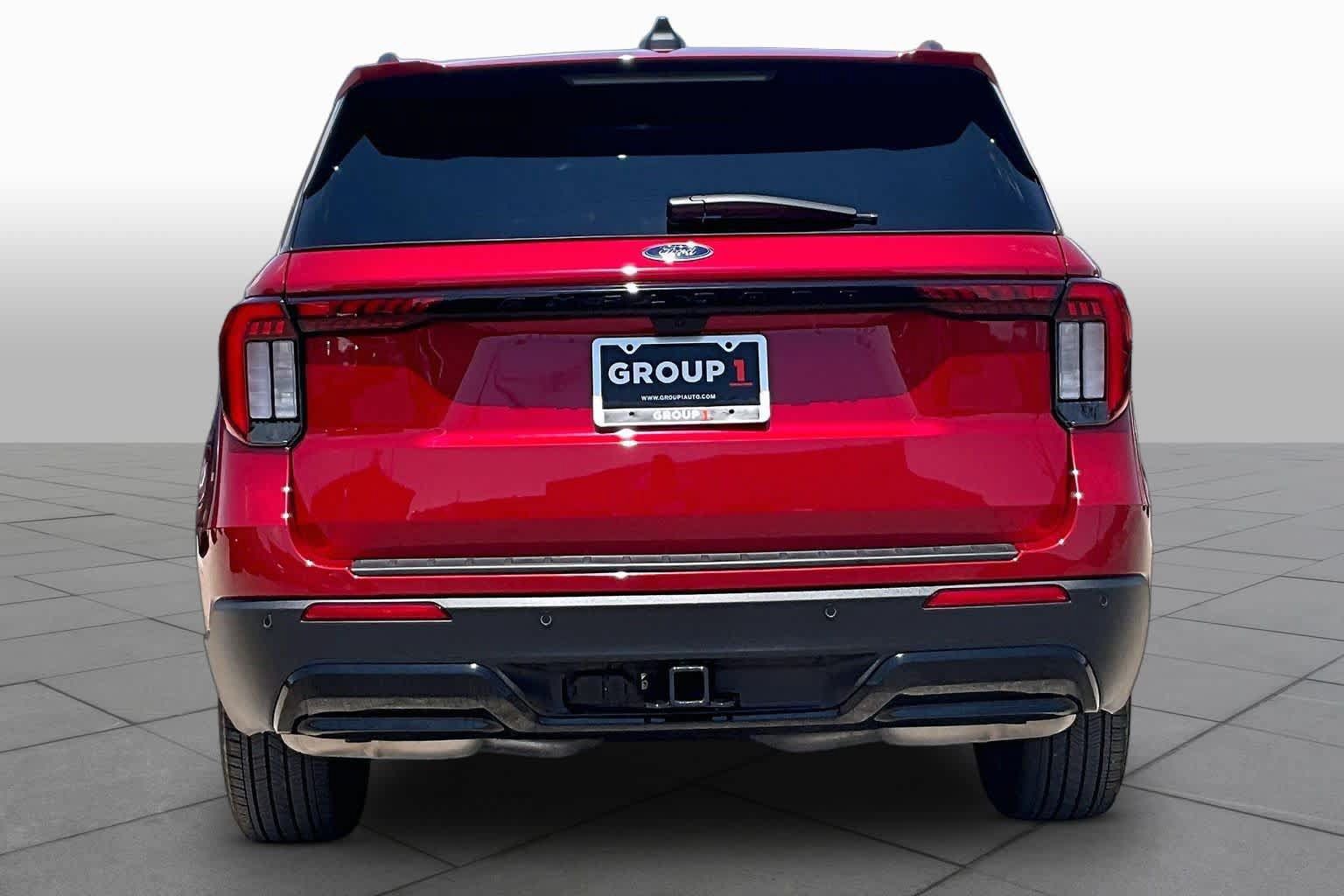 Certified 2026 Ford Explorer ST-Line w/ Premium Package RWD image 5