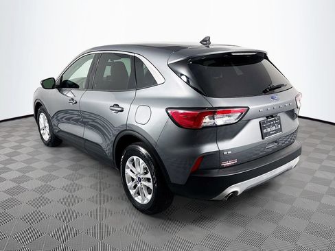 Used 2022 Ford Escape SE FWD image 5