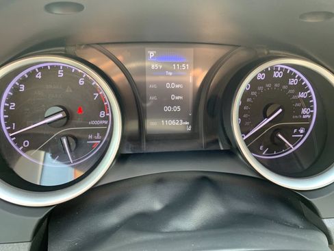 Used 2022 Toyota Camry LE FWD image 28