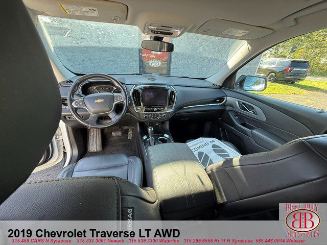 Used 2019 Chevrolet Traverse LT w/ LPO, Blackout Package AWD/4WD image 14