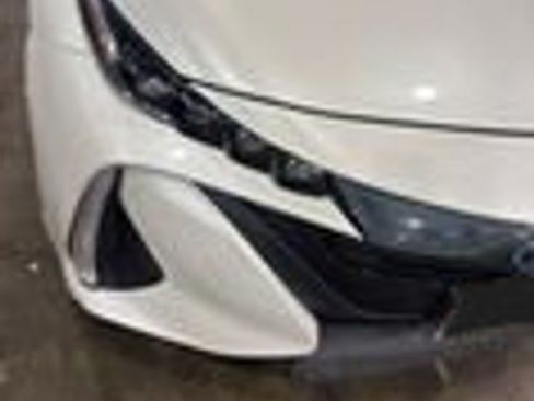 Used 2018 Toyota Prius Prime Plus FWD image 1