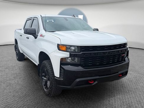 Certified 2019 Chevrolet Silverado 1500 Custom Trail Boss w/ Custom Convenience Package AWD/4WD image 1